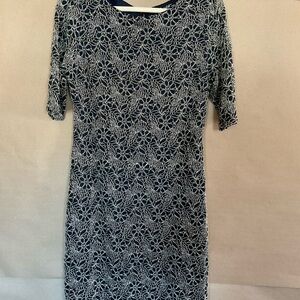 Candalate dress. Elegant Navy Floral Lace overlay. Size L